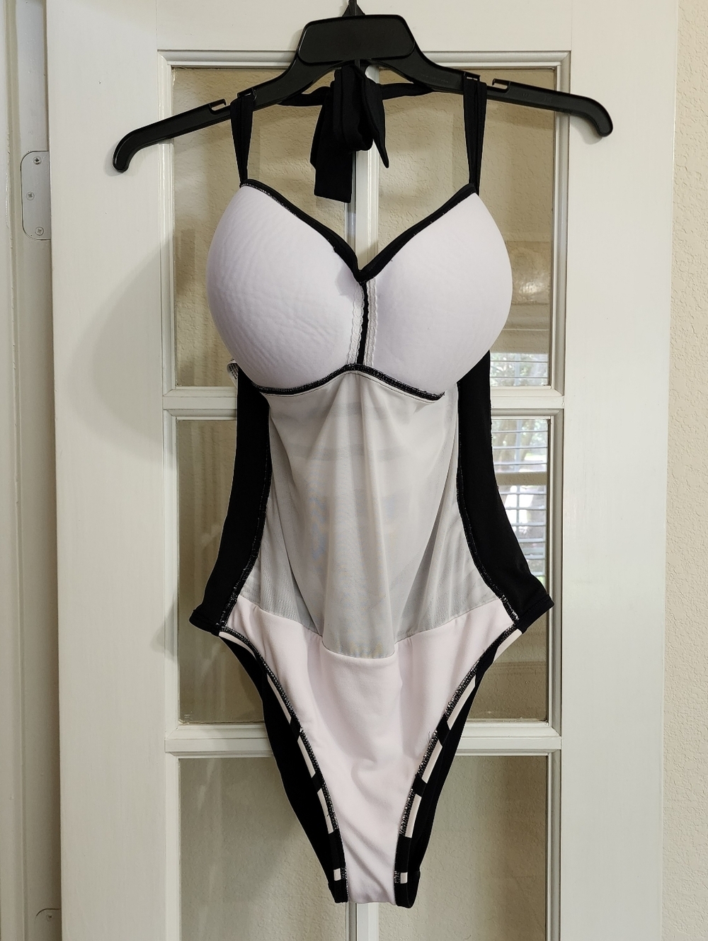 Liz Claiborne 20W Black White Striped Tummy Control Halter Swimsuit - Picture 9 of 15